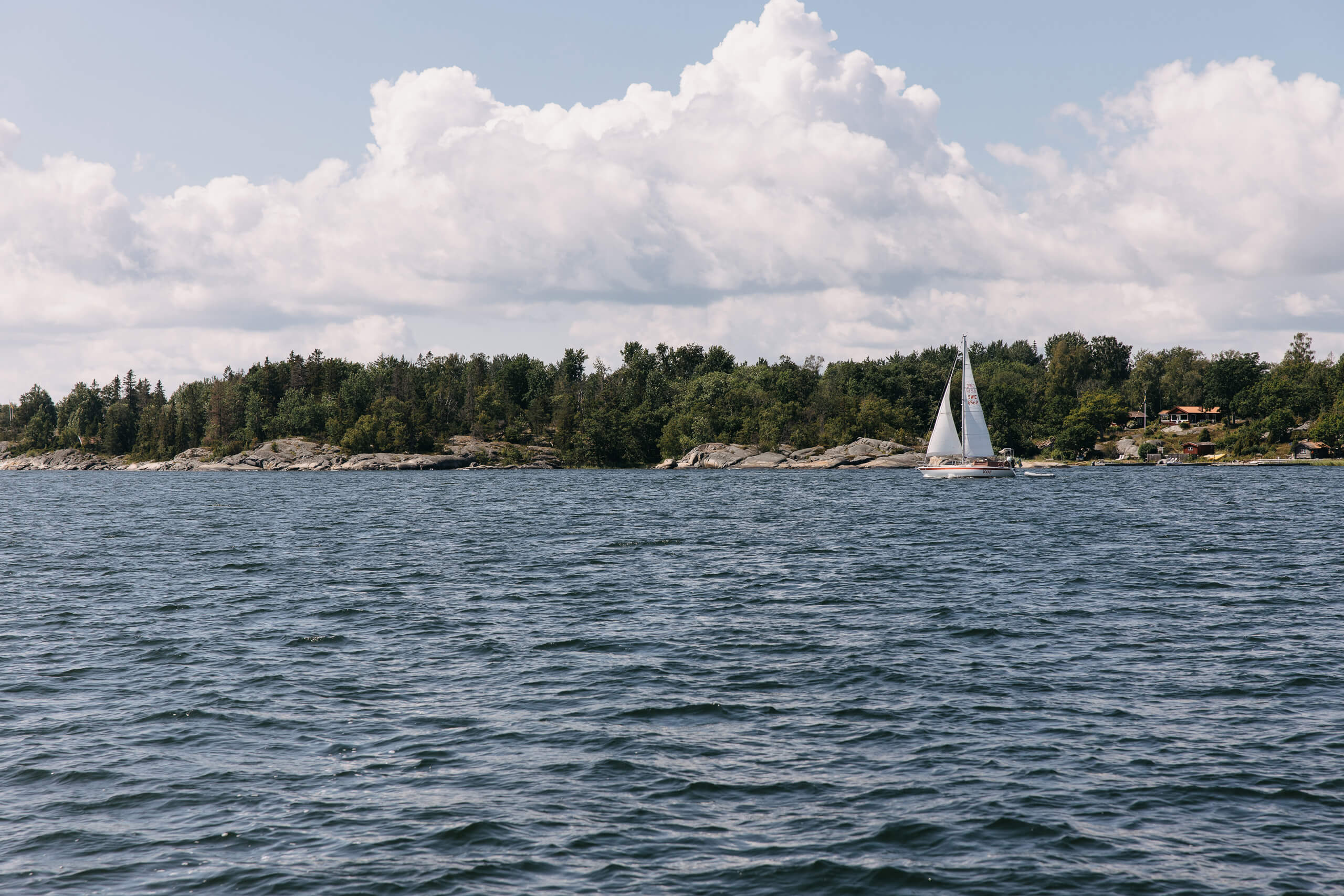 Erik & Emelie wedding story in Lidö Island — photograph 1
