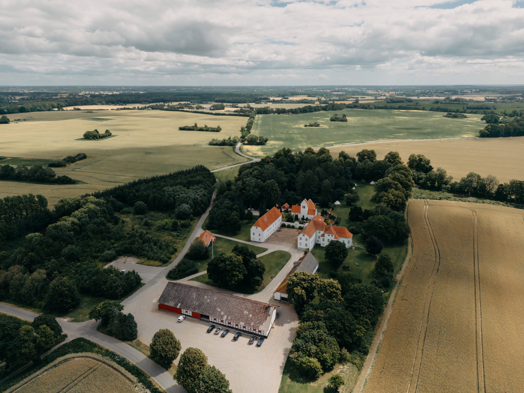 Seb & Laura wedding story in Denmark — photograph 1